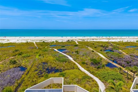 Townhouse in Sarasota, Florida 3 bedrooms, 242.57 sq.m. № 1829984 - photo 1