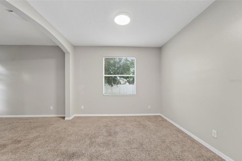 House in Valrico, Florida 4 bedrooms, 254.65 sq.m. № 2108661 - photo 14
