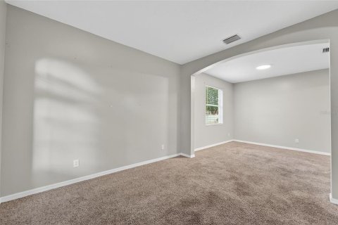 House in Valrico, Florida 4 bedrooms, 254.65 sq.m. № 2108661 - photo 11