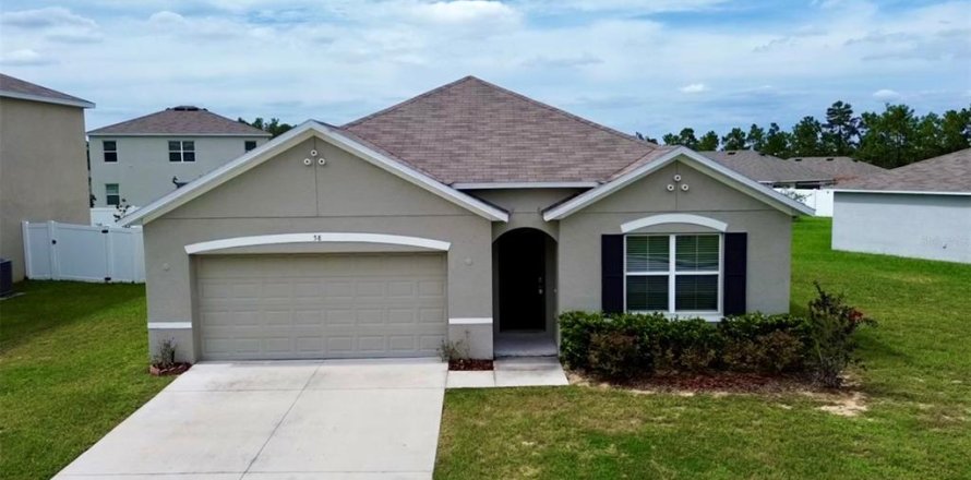 House in Ocala, Florida 4 bedrooms, 169.83 sq.m. № 1913774
