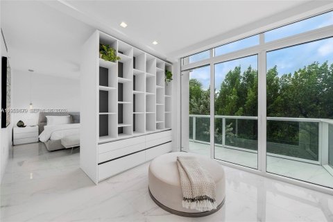 Touwnhouse à louer à Miami Beach, Floride: 3 chambres, 204.57 m2 № 2080080 - photo 23