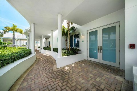 Touwnhouse à louer à Miami Beach, Floride: 3 chambres, 204.57 m2 № 2080080 - photo 18