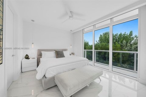 Touwnhouse à louer à Miami Beach, Floride: 3 chambres, 204.57 m2 № 2080080 - photo 24