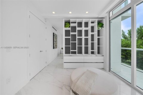 Touwnhouse à louer à Miami Beach, Floride: 3 chambres, 204.57 m2 № 2080080 - photo 21