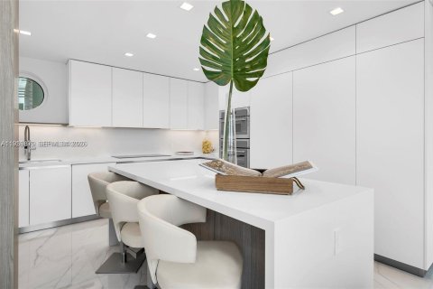 Touwnhouse à louer à Miami Beach, Floride: 3 chambres, 204.57 m2 № 2080080 - photo 7