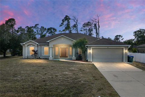 Villa ou maison à North Port, Floride 4 chambres, 217.58 m2 № 2096505
