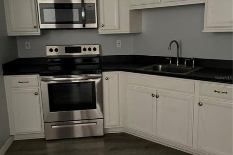 Studio in the Condo in Saint Petersburg, Florida  № 1537596 - photo 7