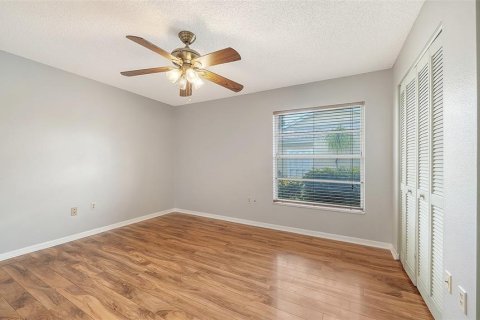 House in Sarasota, Florida 2 bedrooms, 148.74 sq.m. № 2151755 - photo 22