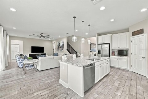 Villa ou maison à vendre à Wesley Chapel, Floride: 5 chambres, 305.83 m2 № 2395531 - photo 15