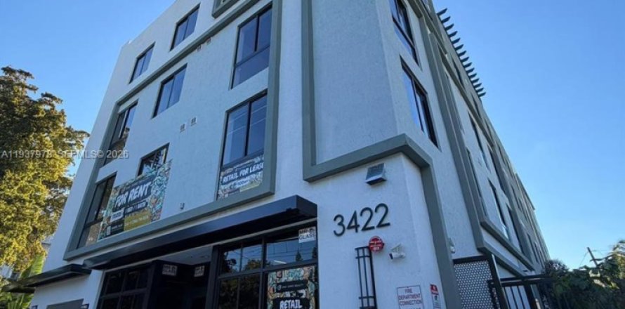 Студия в Майами, Флорида № 1995746