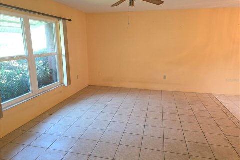 House in Spring Hill, Florida 2 bedrooms, 119.29 sq.m. № 1850053 - photo 5
