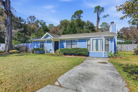 Casa en Gainesville, Florida 2 dormitorios, 91.42 m2 № 2145506