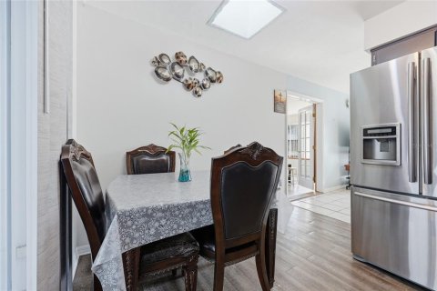 Casa en venta en Gainesville, Florida, 2 dormitorios, 91.42 m2 № 2145506 - foto 7