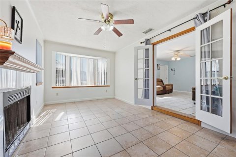 Casa en venta en Gainesville, Florida, 2 dormitorios, 91.42 m2 № 2145506 - foto 10