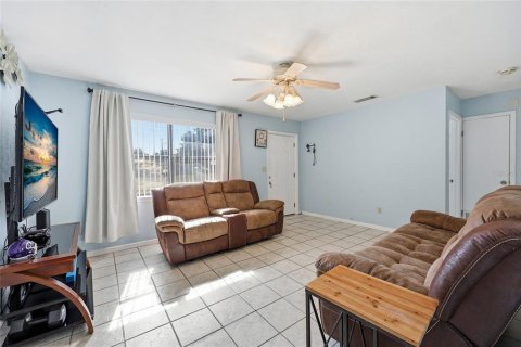 Casa en venta en Gainesville, Florida, 2 dormitorios, 91.42 m2 № 2145506 - foto 5