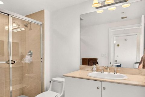 Condo in Boynton Beach, Florida, 2 bedrooms  № 2192108 - photo 10