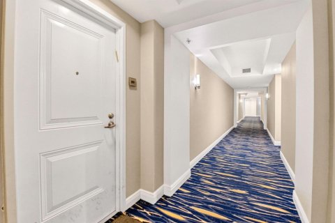 Condo in Boynton Beach, Florida, 2 bedrooms  № 2192108 - photo 25