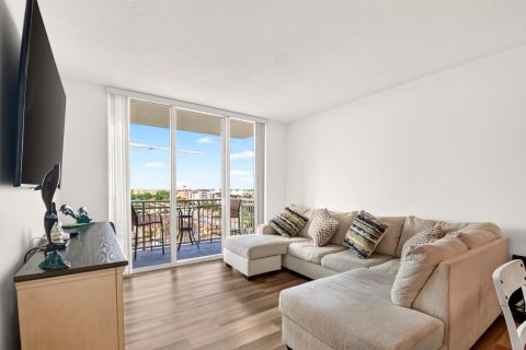 Condo in Boynton Beach, Florida, 2 bedrooms  № 2192108 - photo 18
