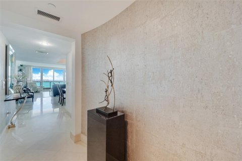 Купить кондоминиум в Майами, Флорида 3 спальни, 197.88м2, № 2015353 - фото 18