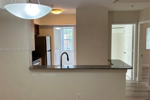 Снять в аренду кондоминиум в Мирамар, Флорида 2 спальни, 100.33м2, № 1983959 - фото 7