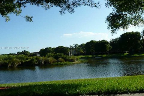 Снять в аренду кондоминиум в Мирамар, Флорида 2 спальни, 100.33м2, № 1983959 - фото 23