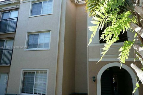 Снять в аренду кондоминиум в Мирамар, Флорида 2 спальни, 100.33м2, № 1983959 - фото 13