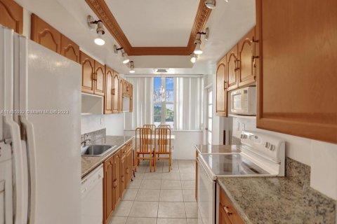 Copropriété à vendre à Aventura, Floride: 2 chambres, 149.11 m2 № 668589 - photo 9
