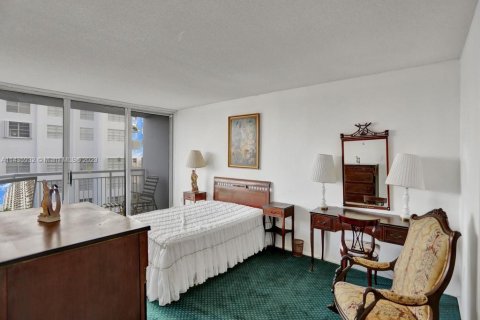 Copropriété à vendre à Aventura, Floride: 2 chambres, 149.11 m2 № 668589 - photo 25
