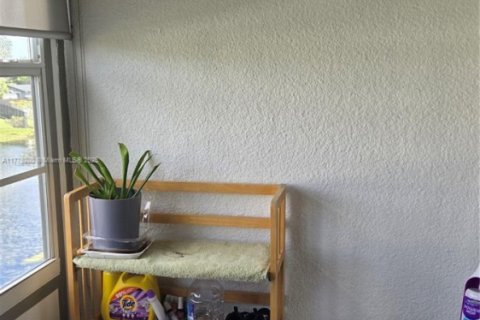 Condo in Sunrise, Florida, 1 bedroom  № 1868399 - photo 7