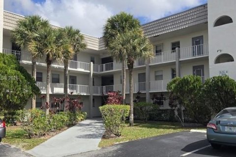 Condo in Sunrise, Florida, 1 bedroom  № 1868399 - photo 16