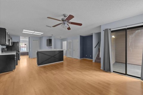 Townhouse in Jacksonville, Florida 3 bedrooms, 128.48 sq.m. № 1616385 - photo 11