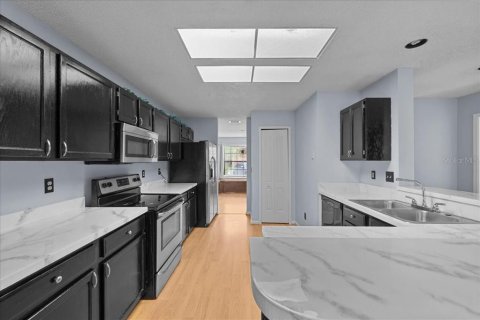 Townhouse in Jacksonville, Florida 3 bedrooms, 128.48 sq.m. № 1616385 - photo 7
