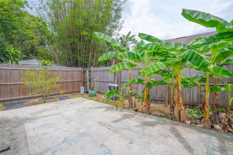 House in Orlando, Florida 3 bedrooms, 121.14 sq.m. № 1829444 - photo 30