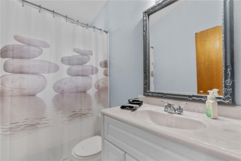 House in Orlando, Florida 3 bedrooms, 121.14 sq.m. № 1829444 - photo 18