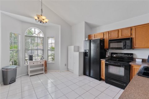 House in Orlando, Florida 3 bedrooms, 121.14 sq.m. № 1829444 - photo 25