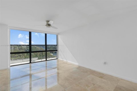 Condominio en venta en Miami, Florida, 1 dormitorio, 91.97 m2 № 1962041 - foto 14
