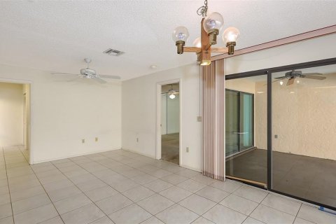 Купить виллу или дом в Сарасота, Флорида 6 комнат, 151.43м2, № 1562449 - фото 17