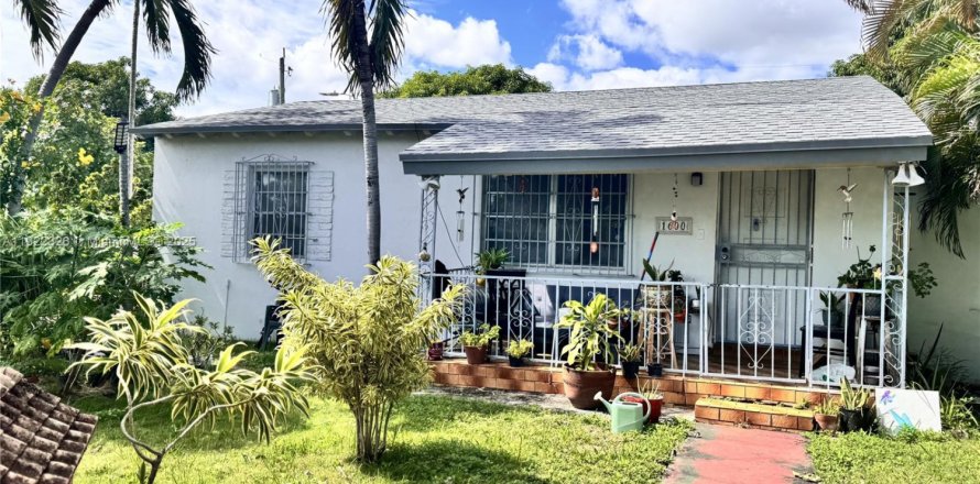 Villa ou maison à Miami, Floride 3 chambres, 116.69 m2 № 2018822