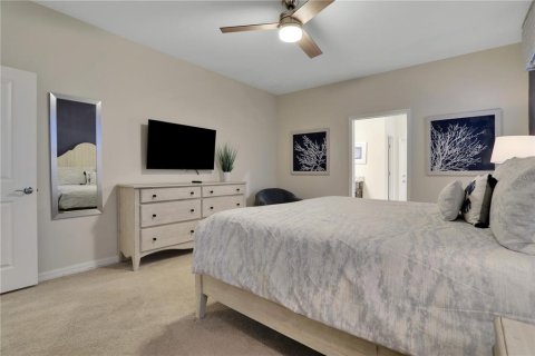House in Davenport, Florida 9 bedrooms, 408.58 sq.m. № 1057611 - photo 26