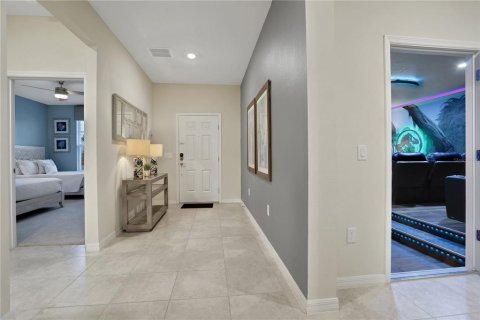 House in Davenport, Florida 9 bedrooms, 408.58 sq.m. № 1057611 - photo 11