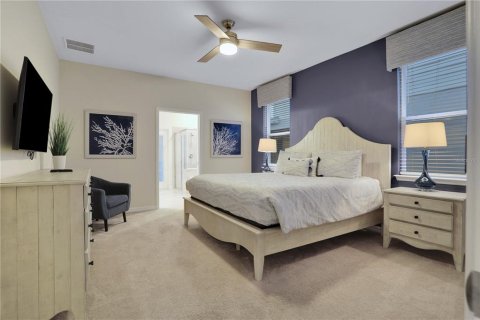 House in Davenport, Florida 9 bedrooms, 408.58 sq.m. № 1057611 - photo 29