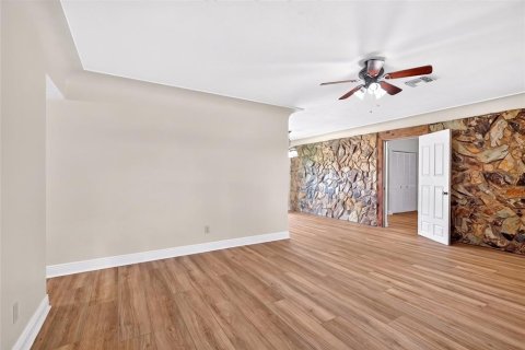 Villa ou maison à vendre à Inverness, Floride: 3 chambres, 141.21 m2 № 2418993 - photo 4