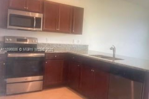 Townhouse in West Palm Beach, Florida 2 bedrooms, 132.11 sq.m. № 1948359 - photo 6