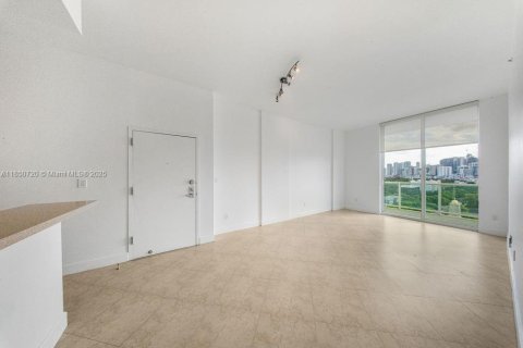 Купить кондоминиум в Майами, Флорида 2 спальни, 98.38м2, № 1855176 - фото 6