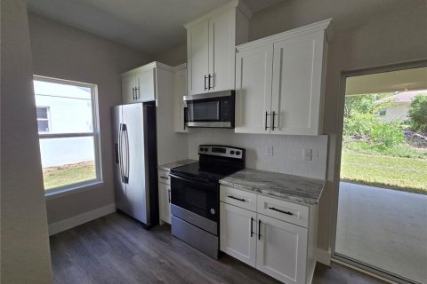 Appartement à louer à Spring Hill, Floride: 2 chambres, 95.69 m2 № 1774100 - photo 9