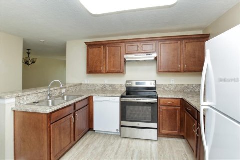 Condominio en alquiler en Kissimmee, Florida, 3 dormitorios, 113.53 m2 № 2103244 - foto 4