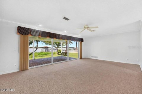 Villa ou maison à vendre à Ormond Beach, Floride: 3 chambres, 214.33 m2 № 2291402 - photo 7