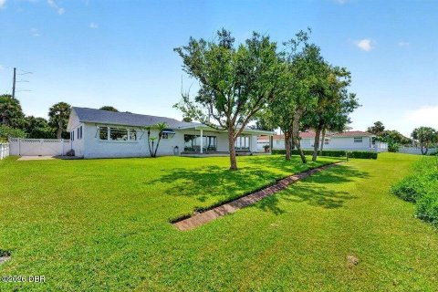 Villa ou maison à vendre à Ormond Beach, Floride: 3 chambres, 214.33 m2 № 2291402 - photo 5
