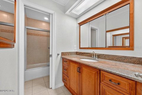 Villa ou maison à vendre à Ormond Beach, Floride: 3 chambres, 214.33 m2 № 2291402 - photo 21