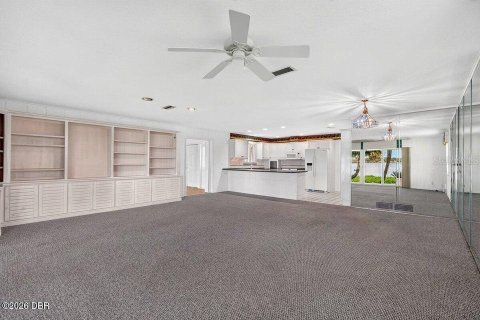 Villa ou maison à vendre à Ormond Beach, Floride: 3 chambres, 214.33 m2 № 2291402 - photo 10